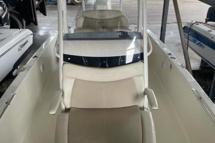 Boston Whaler 270 Dauntless