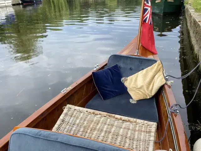 Electric Canoe