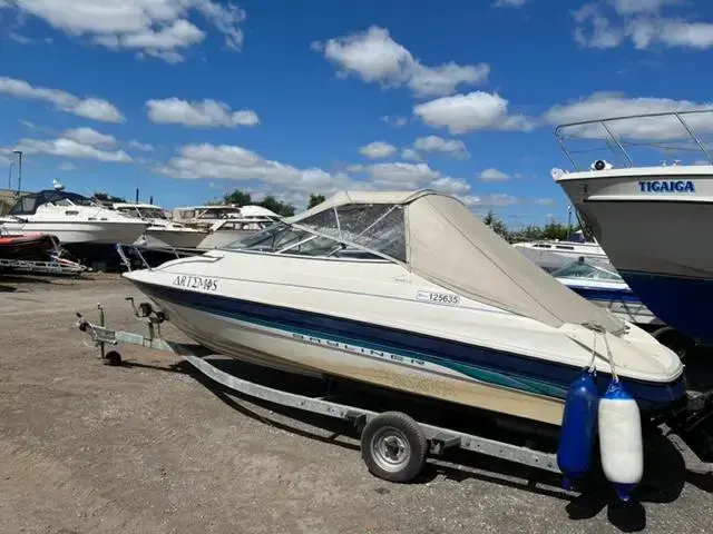 Bayliner Capri 2052