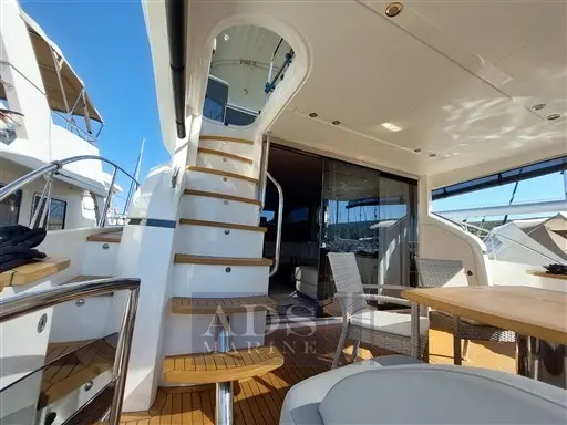 2014 Princess 56