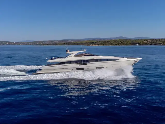 Ferretti Yachts 960