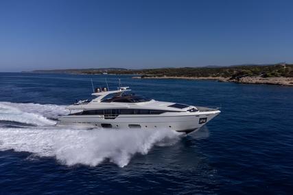 Ferretti Yachts 960