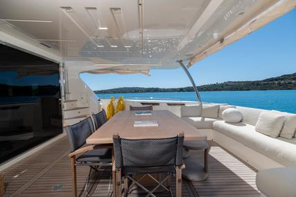 Ferretti Yachts 960