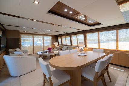 Ferretti Yachts 960