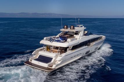 Ferretti Yachts 960