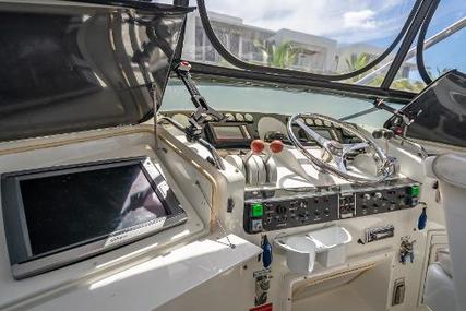 Hatteras 52 Cockpit Motor Yacht