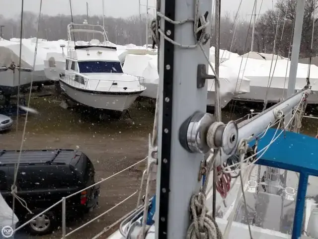 Gulfstar 43 MK II Center Cockpit Ketch