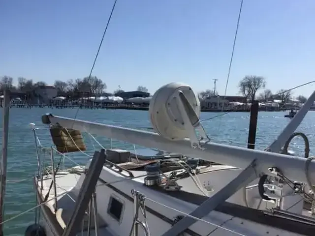 Gulfstar 43 MK II Center Cockpit Ketch