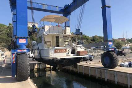 Hatteras 38 Convertible