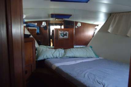 Hatteras 38 Convertible