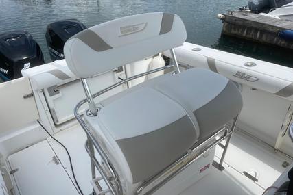 Boston Whaler 270 Outrage