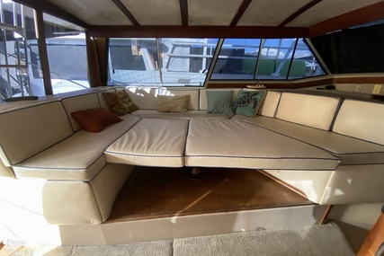 Bayliner 3870 Explorer