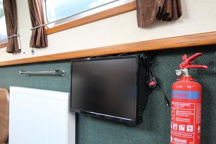 Narrowboat 52' Pro-Build Cruiser Stern