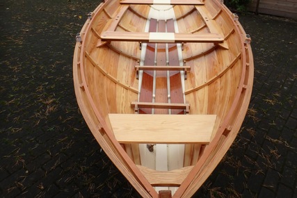 Custom Boats Paul Gartside rowing skiff