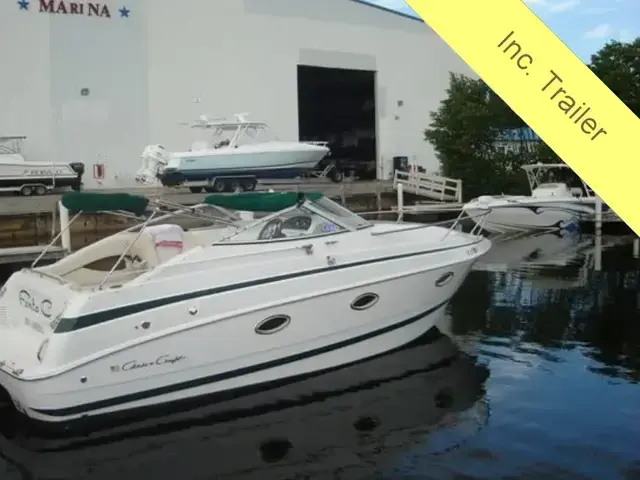 Chris-Craft 260 Express Cruiser