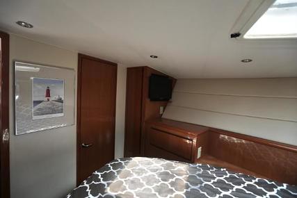 Hatteras 50 Sport Deck Motor Yacht