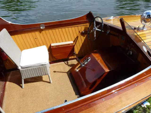 Andrews Boats Day Launch