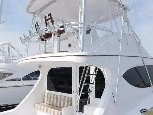 Hatteras GT54