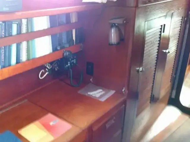 Gulfstar 43 MK II Center Cockpit Ketch