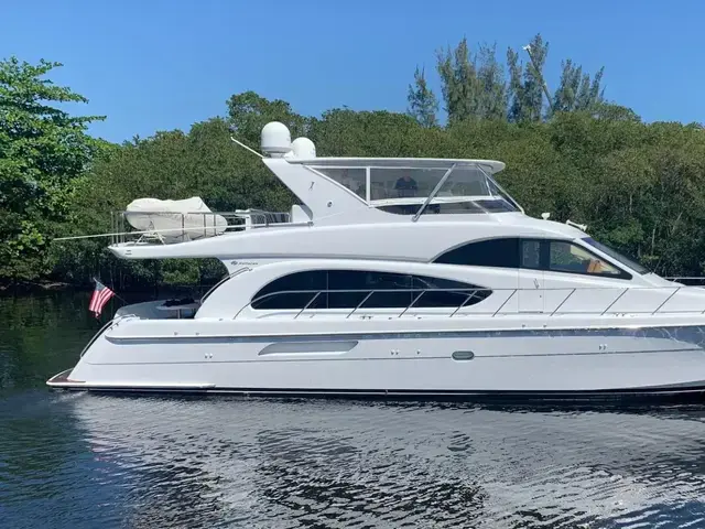 Hatteras 64 Motor Yacht