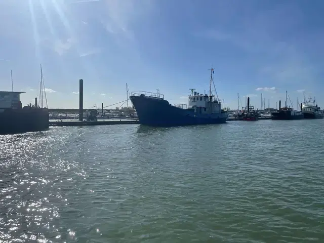 Liveaboard Converted 25M Steel Trawler