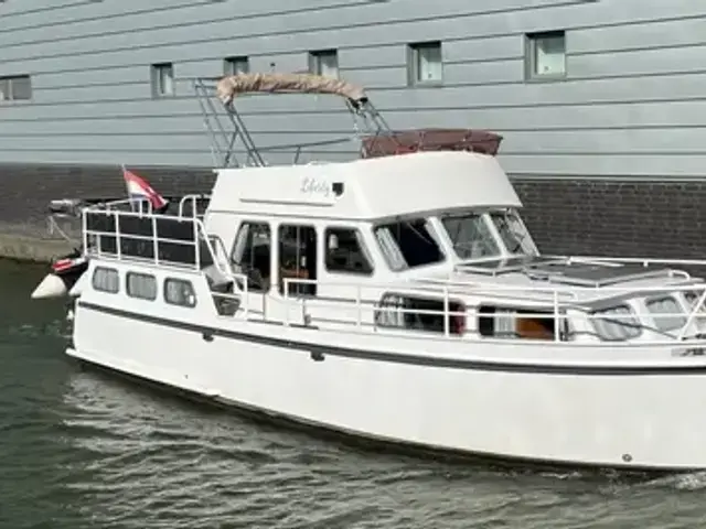 Veha Kruiser 37 Flybridge