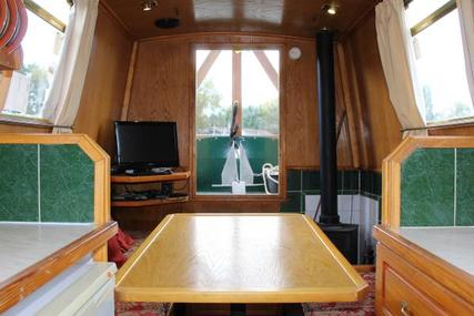 Narrowboat 40' Cruiser Stern