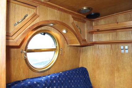 Narrowboat 40' Cruiser Stern