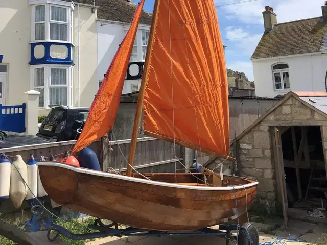 Custom Boats Stones Pram Dinghy