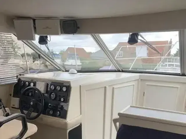 Fairline 31 Corniche