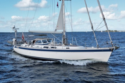 Hallberg Rassy 54