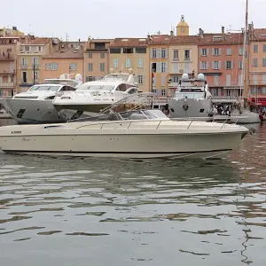 2011 Asterie 40