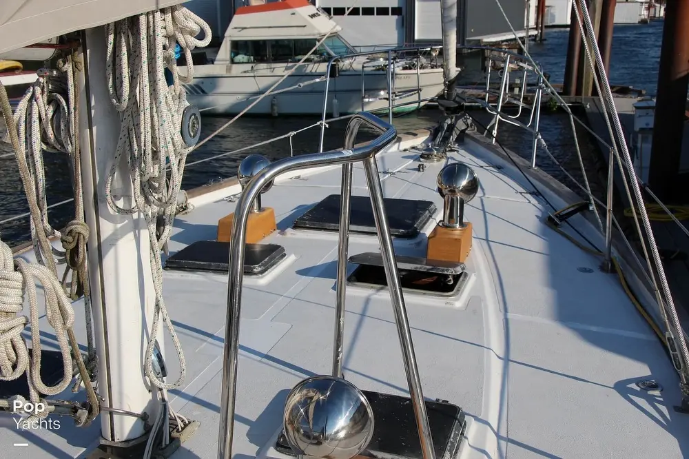 1980 Custom 39 cutter pilothouse