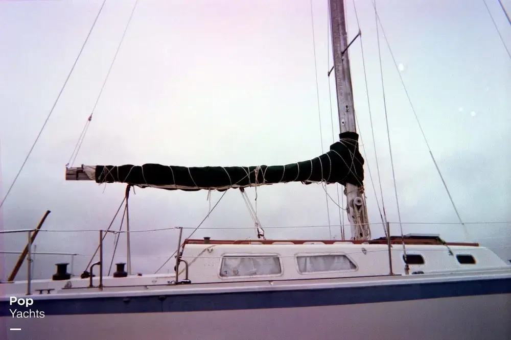 1972 Cal Yachts 33