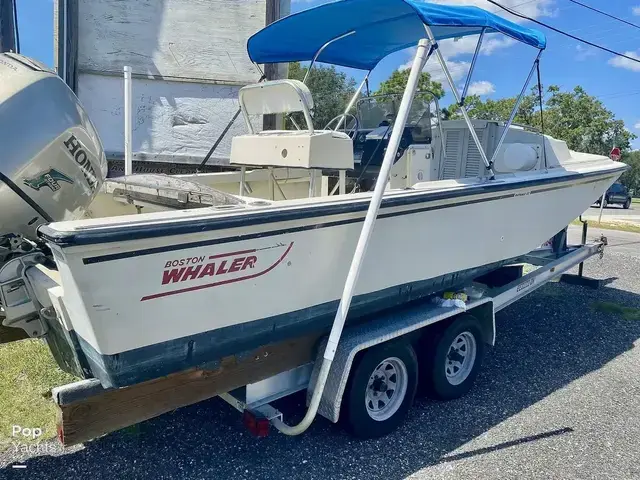 Boston Whaler 22 Outrage