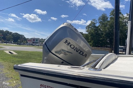 Boston Whaler 22 Outrage