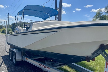 Boston Whaler 22 Outrage