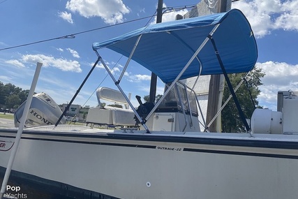 Boston Whaler 22 Outrage