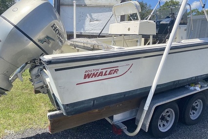 Boston Whaler 22 Outrage