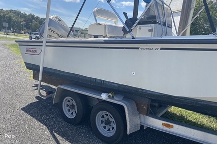 Boston Whaler 22 Outrage