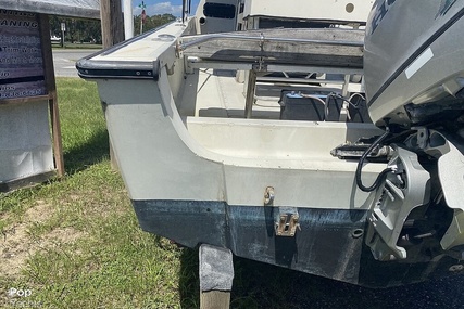 Boston Whaler 22 Outrage