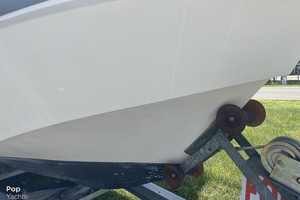 Boston Whaler 22 Outrage