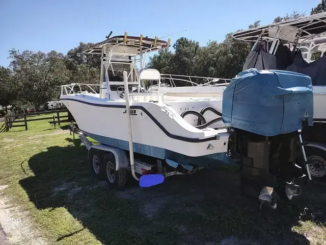 Mako 282 Center Console Fisherman