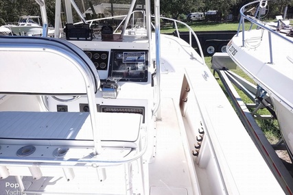 Mako 282 Center Console Fisherman