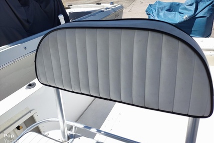 Mako 282 Center Console Fisherman