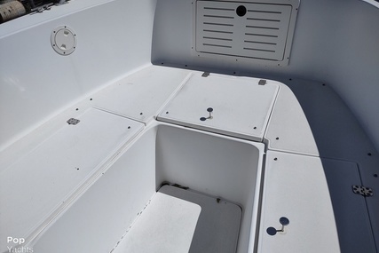 Mako 282 Center Console Fisherman