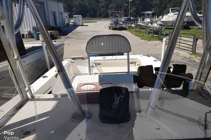 Mako 282 Center Console Fisherman