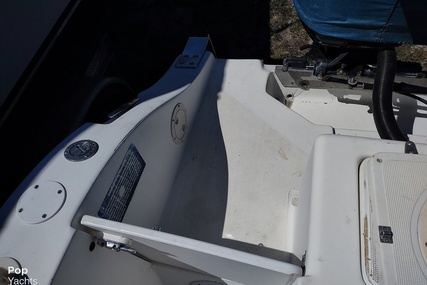 Mako 282 Center Console Fisherman