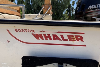 Boston Whaler Outrage V20