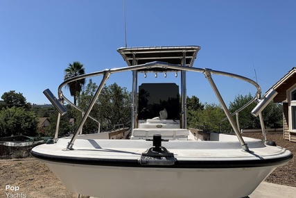 Boston Whaler Outrage V20